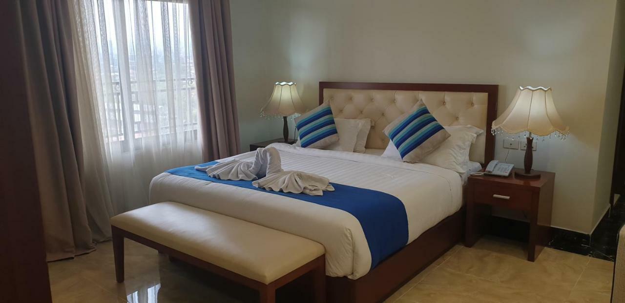 Tolip Olympia Hotel แอดดิสอาบาบา ภายนอก รูปภาพ
